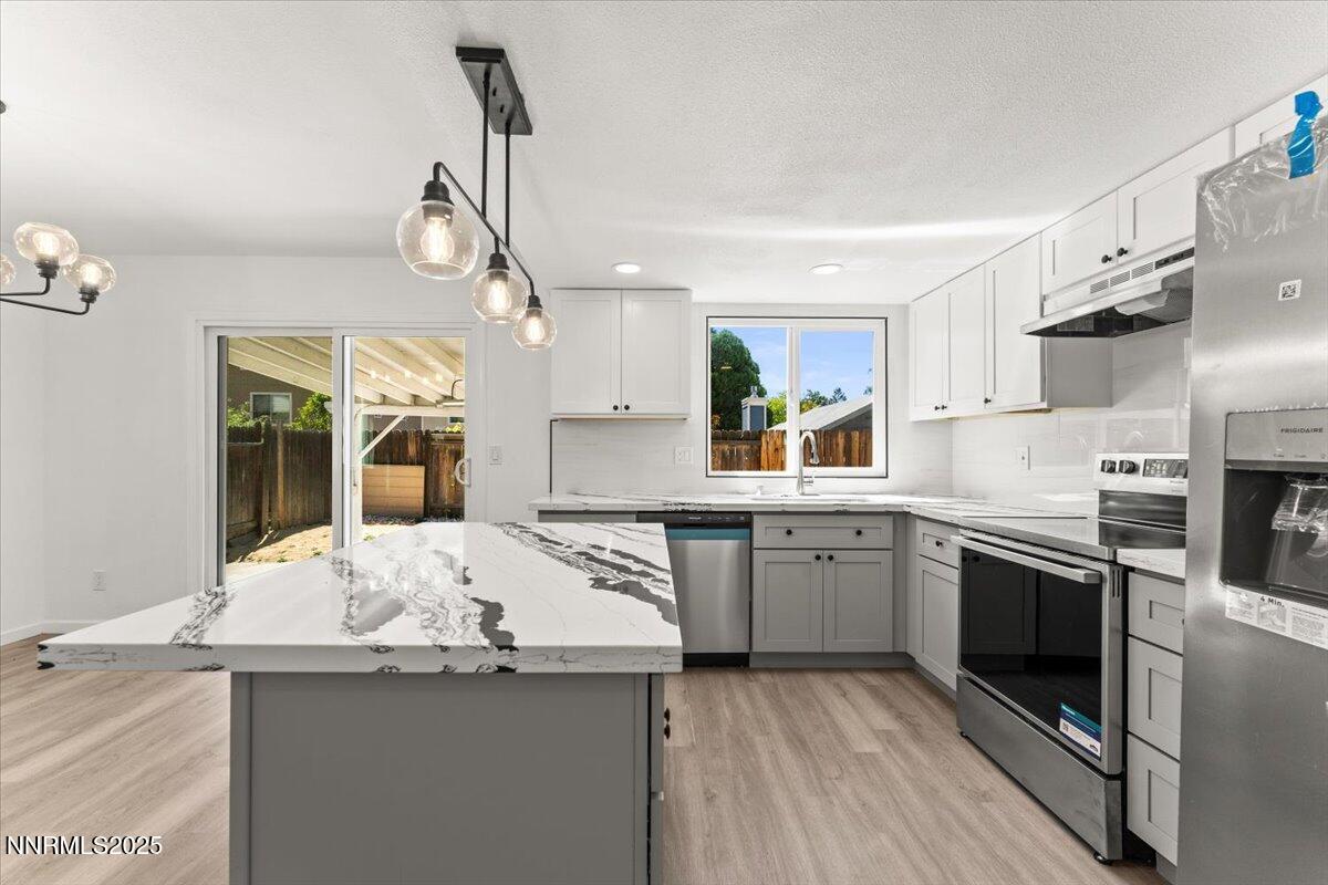 2719 Chavez Drive Reno, NV 89502 - Photo 19 of 33 19-2719 Chavez Dr Reno NV 89502 (19 of 3