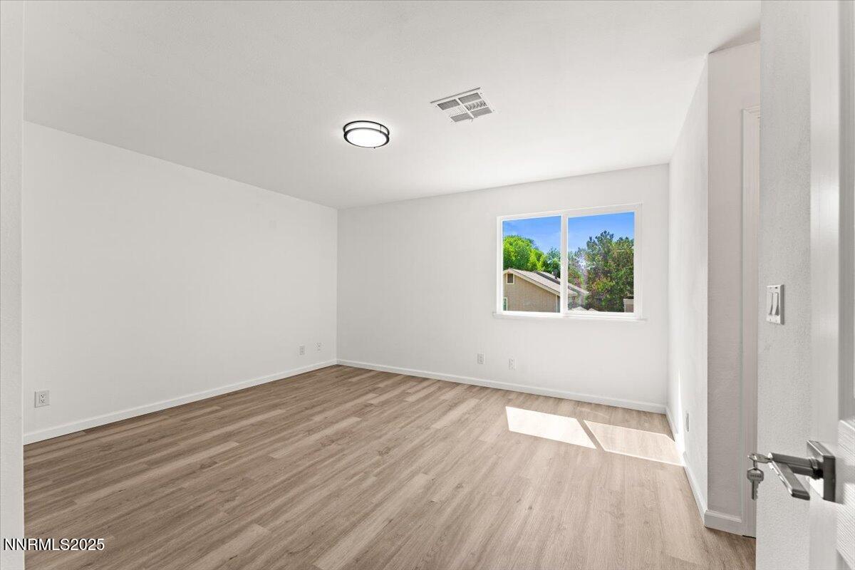 2719 Chavez Drive Reno, NV 89502 - Photo 21 of 33 21-2719 Chavez Dr Reno NV 89502 (21 of 3