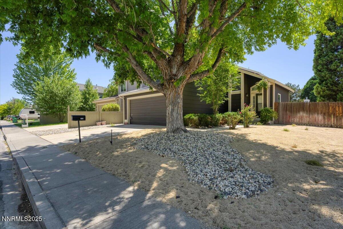 2719 Chavez Drive Reno, NV 89502 - Photo 4 of 33 04-2719 Chavez Dr Reno NV 89502 (4 of 33