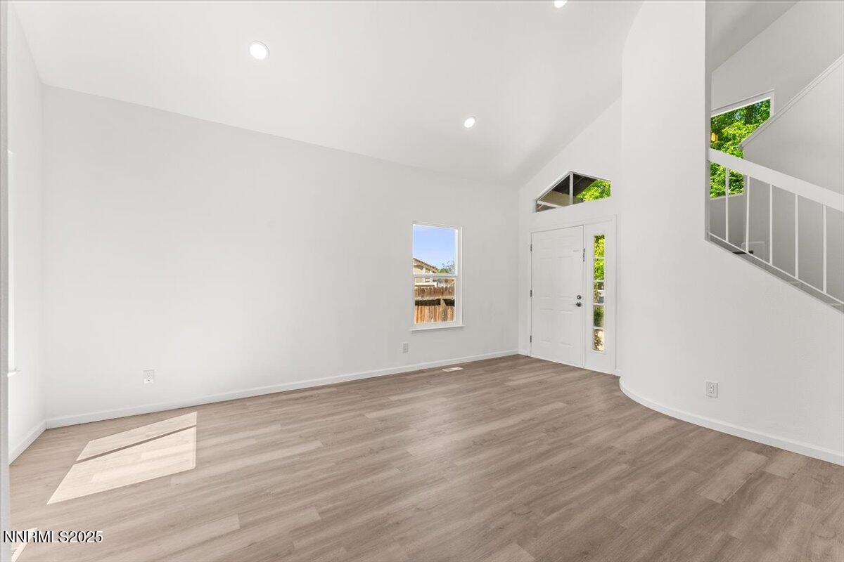 2719 Chavez Drive Reno, NV 89502 - Photo 9 of 33 09-2719 Chavez Dr Reno NV 89502 (9 of 33