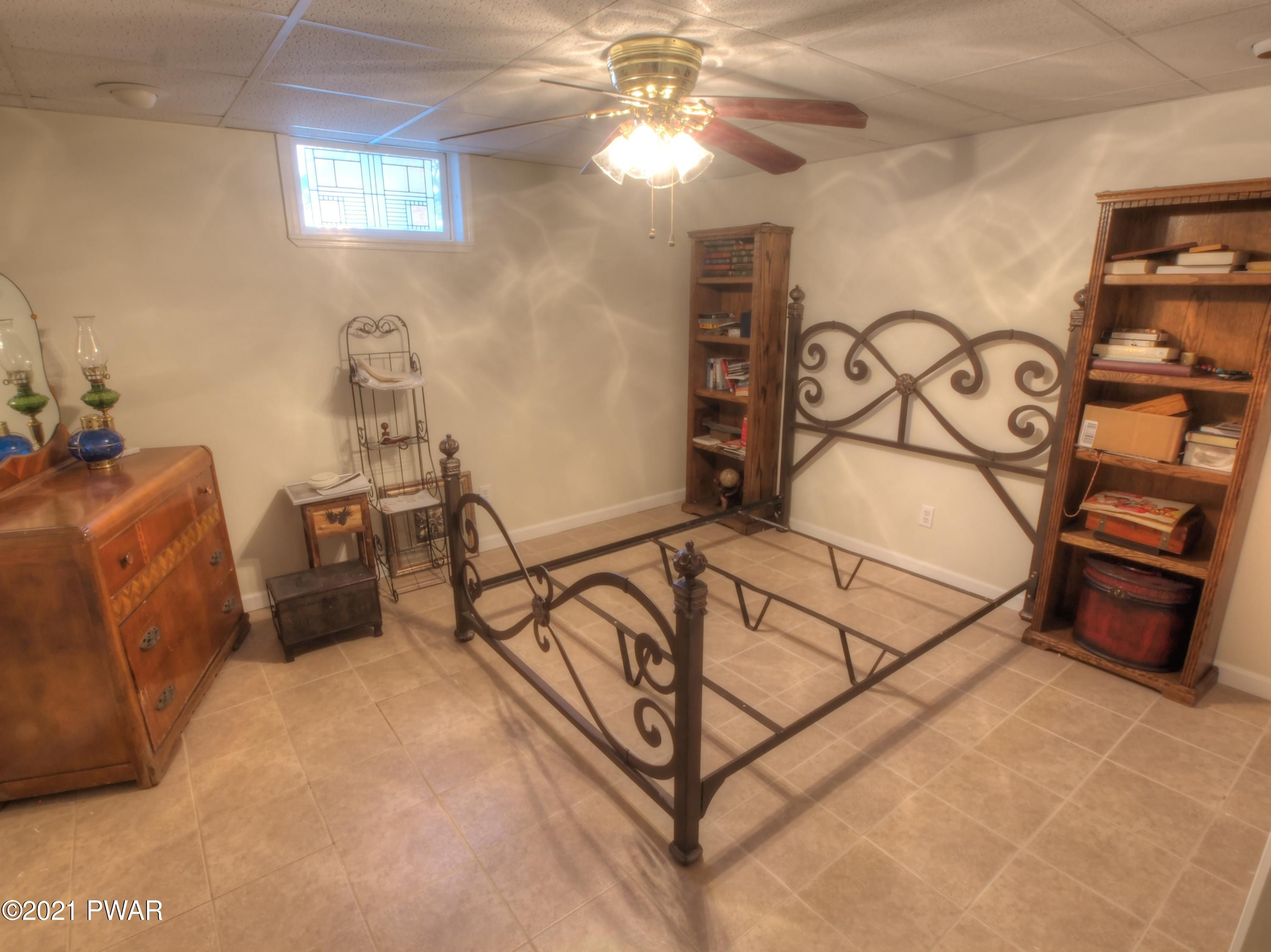 112 Lake View Road Greentown, PA 18426 - Photo 40 of 63