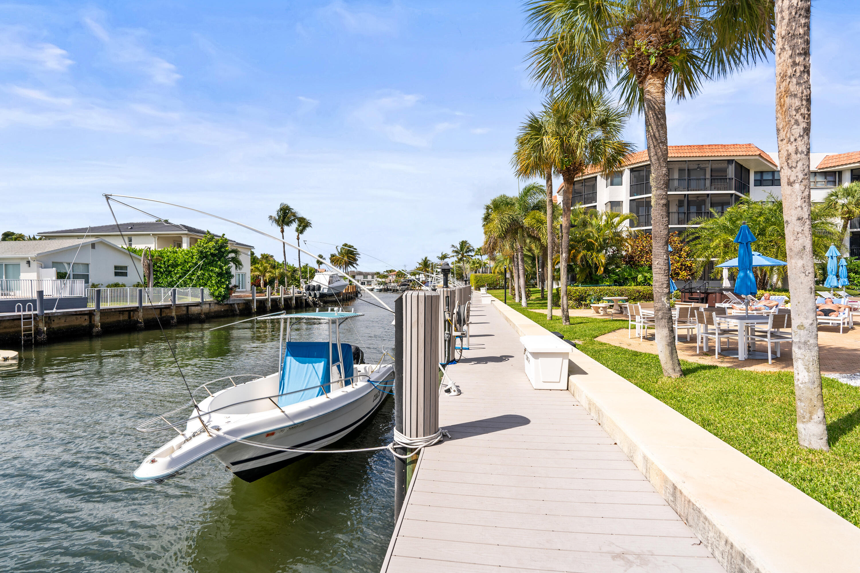 800 Jeffery Street, Unit 208 Boca Raton, FL 33487 - Photo 1 of 13 --27