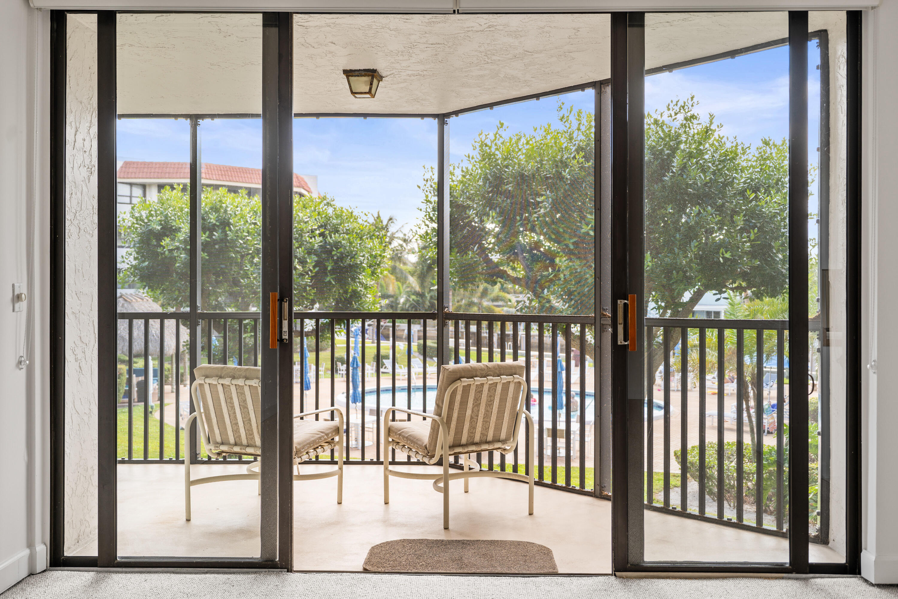 800 Jeffery Street, Unit 208 Boca Raton, FL 33487 - Photo 3 of 13 --3