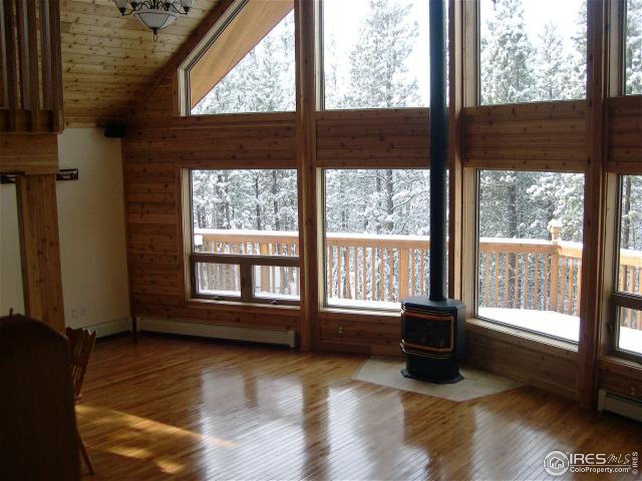 335 Verdi Road Black Hawk, CO 80422 - Photo 3 of 12 living room windows