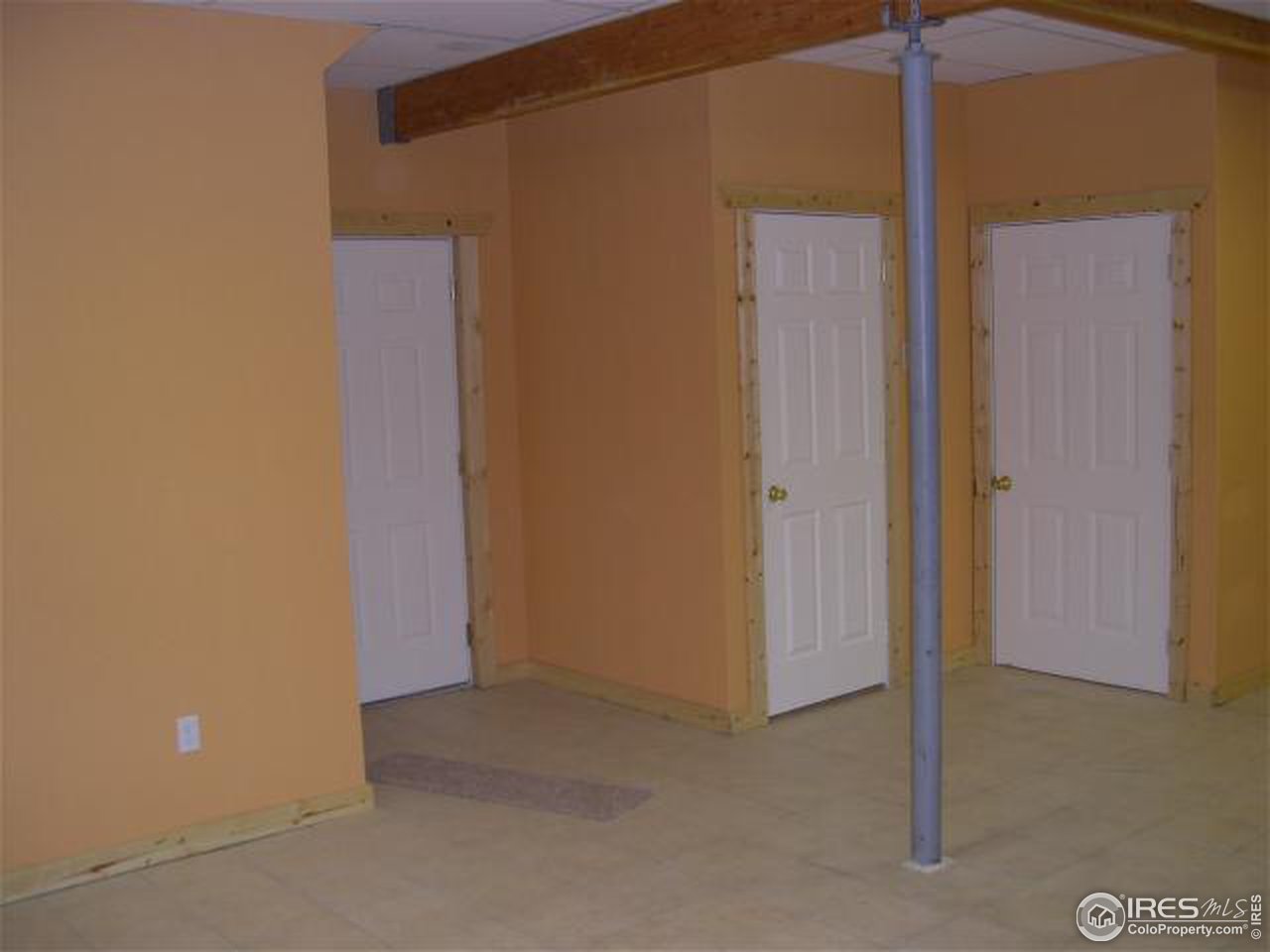 335 Verdi Road Black Hawk, CO 80422 - Photo 7 of 12 family room