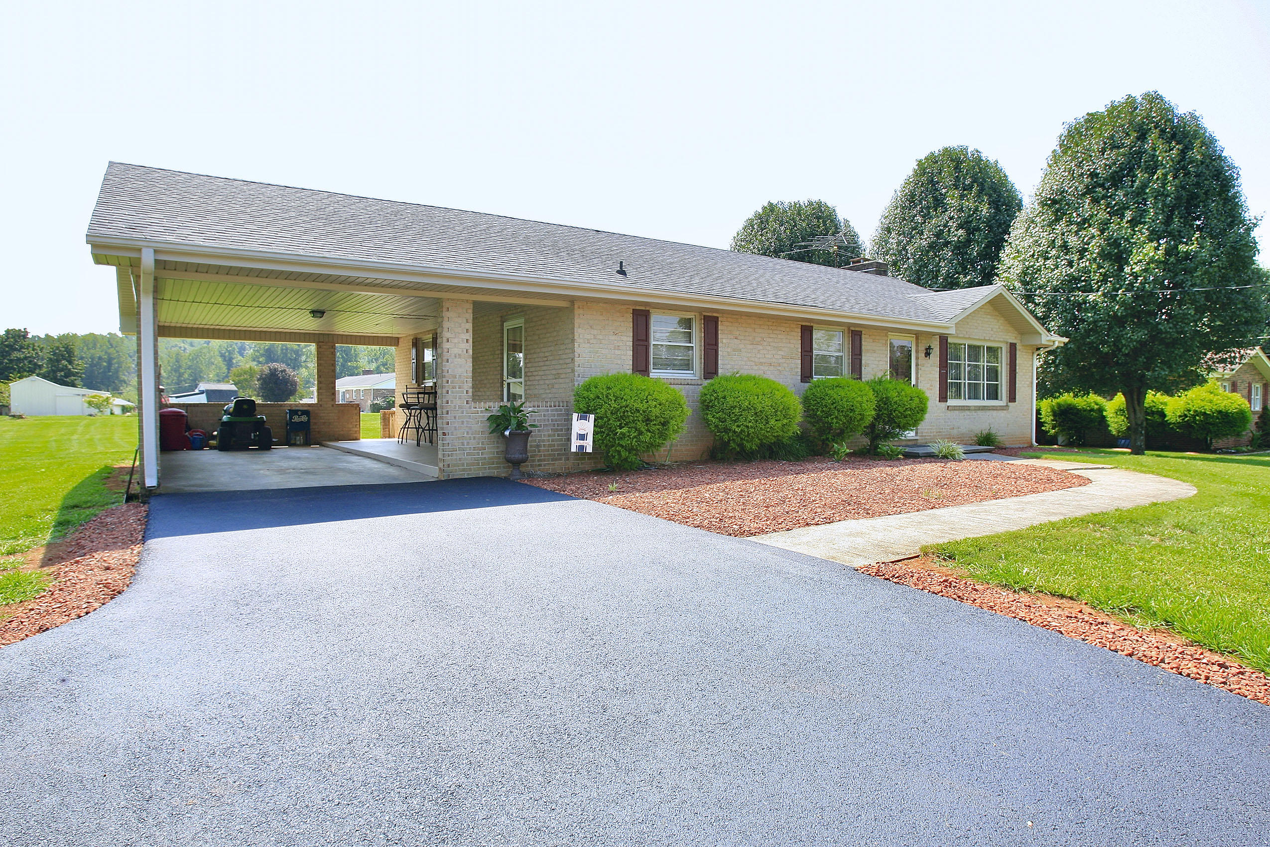 110 Hollywood Road Rocky Mount, VA 24151 - Photo 47 of 47 _V4B4475.jpeg