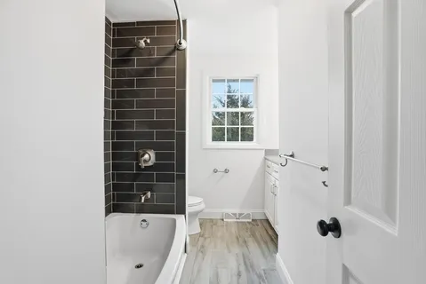 $825,000 | 1 Joanne Road, Burlington, MA 01803