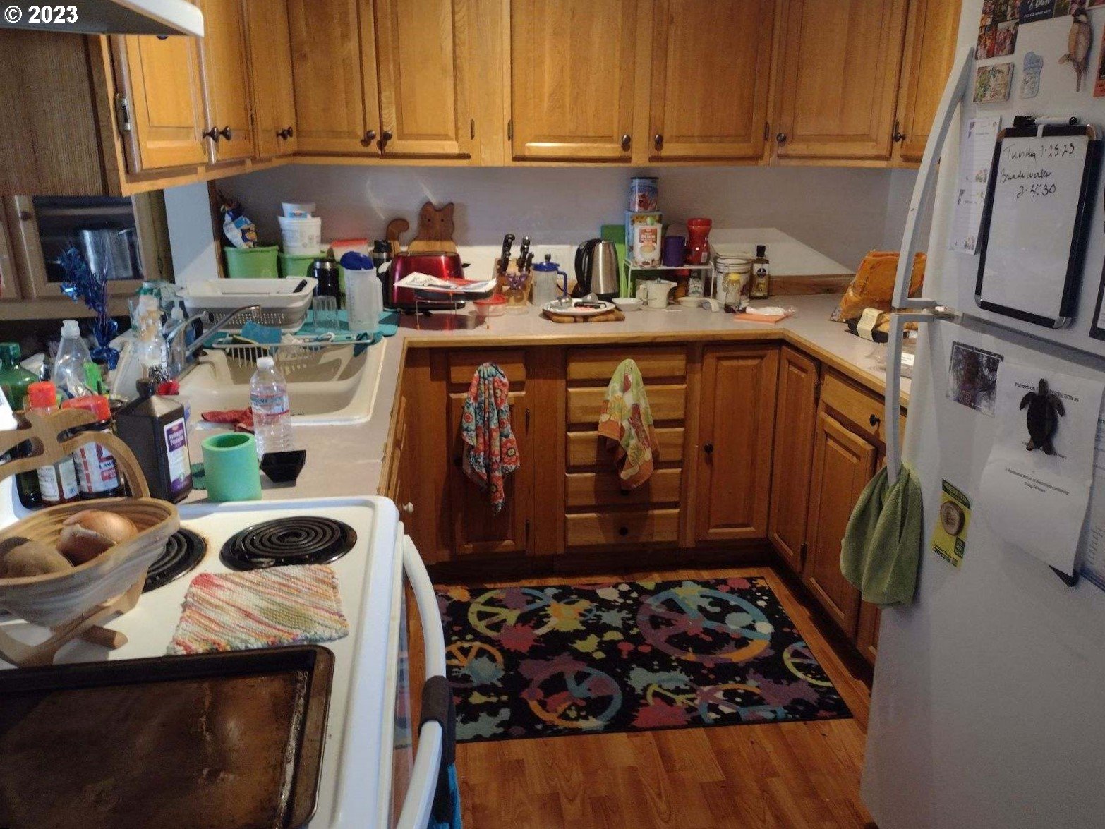2631 F Street Springfield, OR 97477 - Photo 4 of 5 a room with storage and utility
