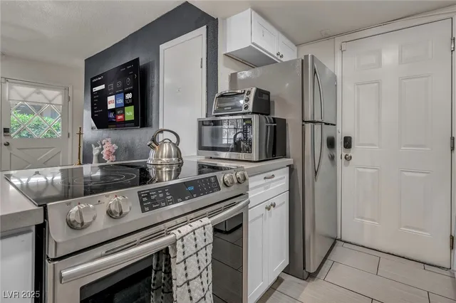 $1,430 | 1334 Dorothy Avenue, Unit 3, Las Vegas, NV 89119