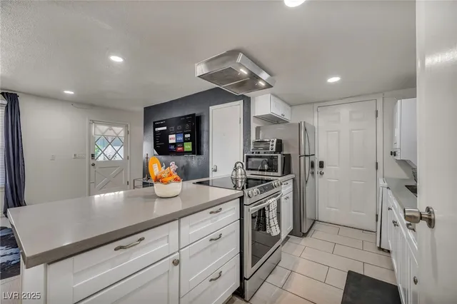 $1,430 | 1334 Dorothy Avenue, Unit 3, Las Vegas, NV 89119