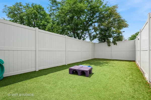 $1,575,000 | 2423 Fargo Boulevard, Geneva, IL 60134