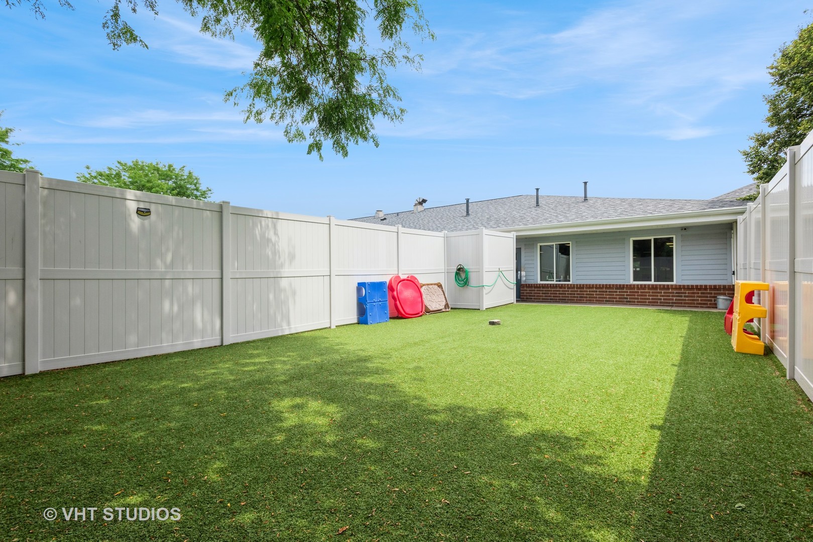 2423 Fargo Boulevard Geneva, IL 60134 - Photo 29 of 35