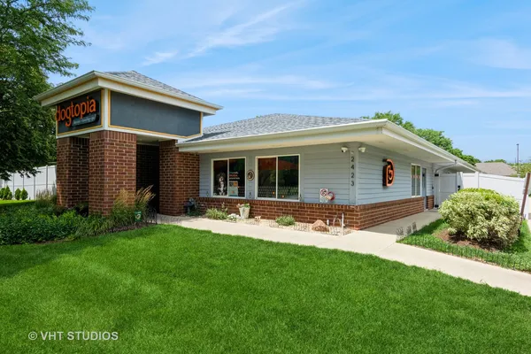 $1,575,000 | 2423 Fargo Boulevard, Geneva, IL 60134
