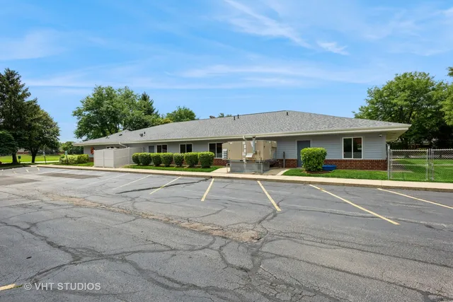 $1,595,000 | 2423 Fargo Boulevard, Geneva, IL 60134