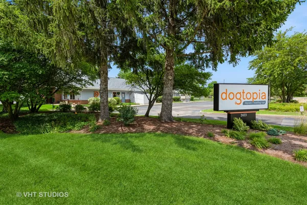 $1,575,000 | 2423 Fargo Boulevard, Geneva, IL 60134