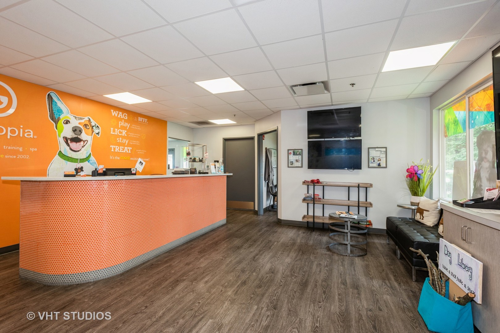 2423 Fargo Boulevard Geneva, IL 60134 - Photo 7 of 35