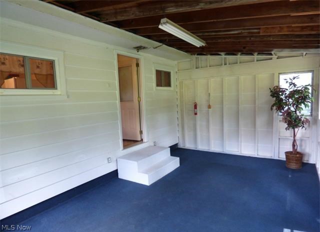 2404 Reeves Road Northeast Warren, OH 44483 - Photo 8 of 14 Gallery Image 8