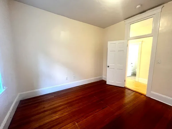 $4,875 | 102 Trowbridge Street, Unit 2L, Cambridge, MA 02138