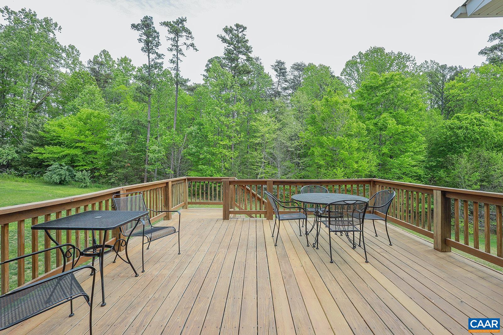 5372 Park Road Crozet, VA 22932 - Photo 3 of 54