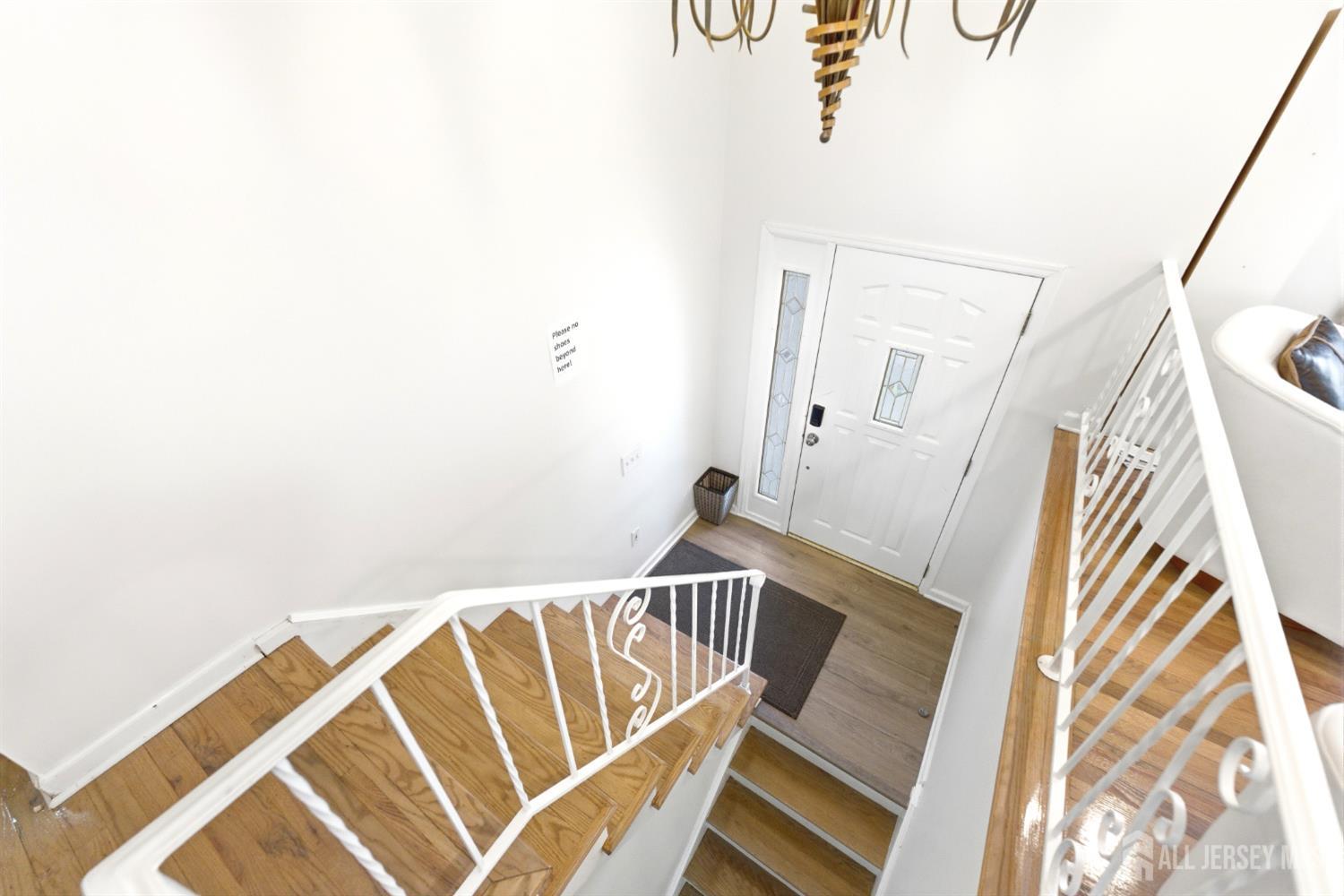 8 Albemarle Road East Brunswick, NJ 08816 - Photo 11 of 46