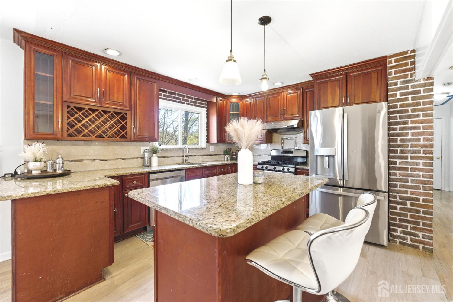 8 Albemarle Road East Brunswick, NJ 08816 - Photo 22 of 46