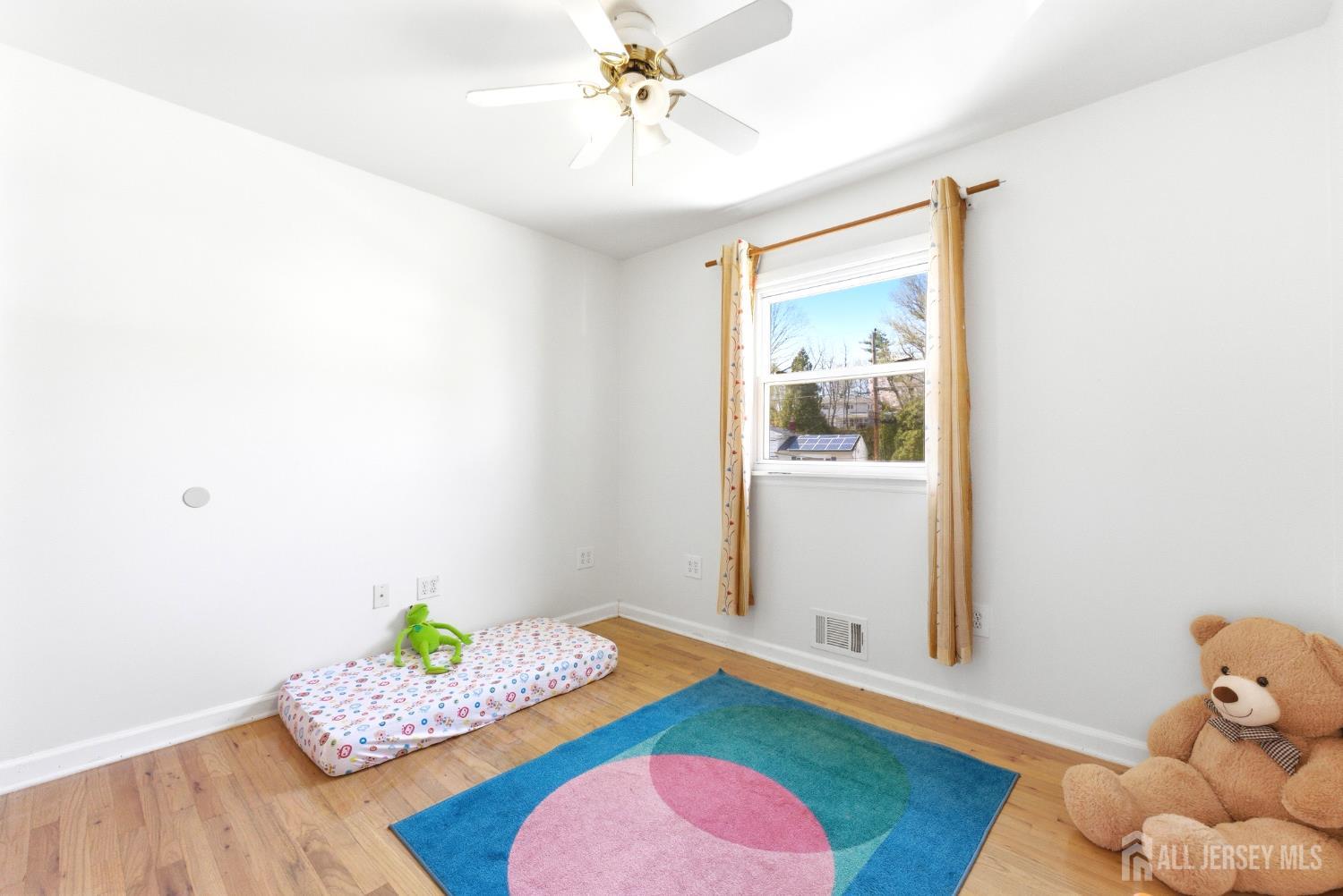 8 Albemarle Road East Brunswick, NJ 08816 - Photo 36 of 46