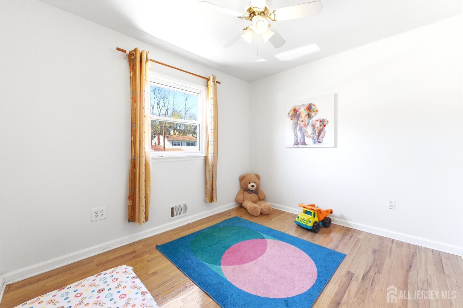 8 Albemarle Road East Brunswick, NJ 08816 - Photo 37 of 46