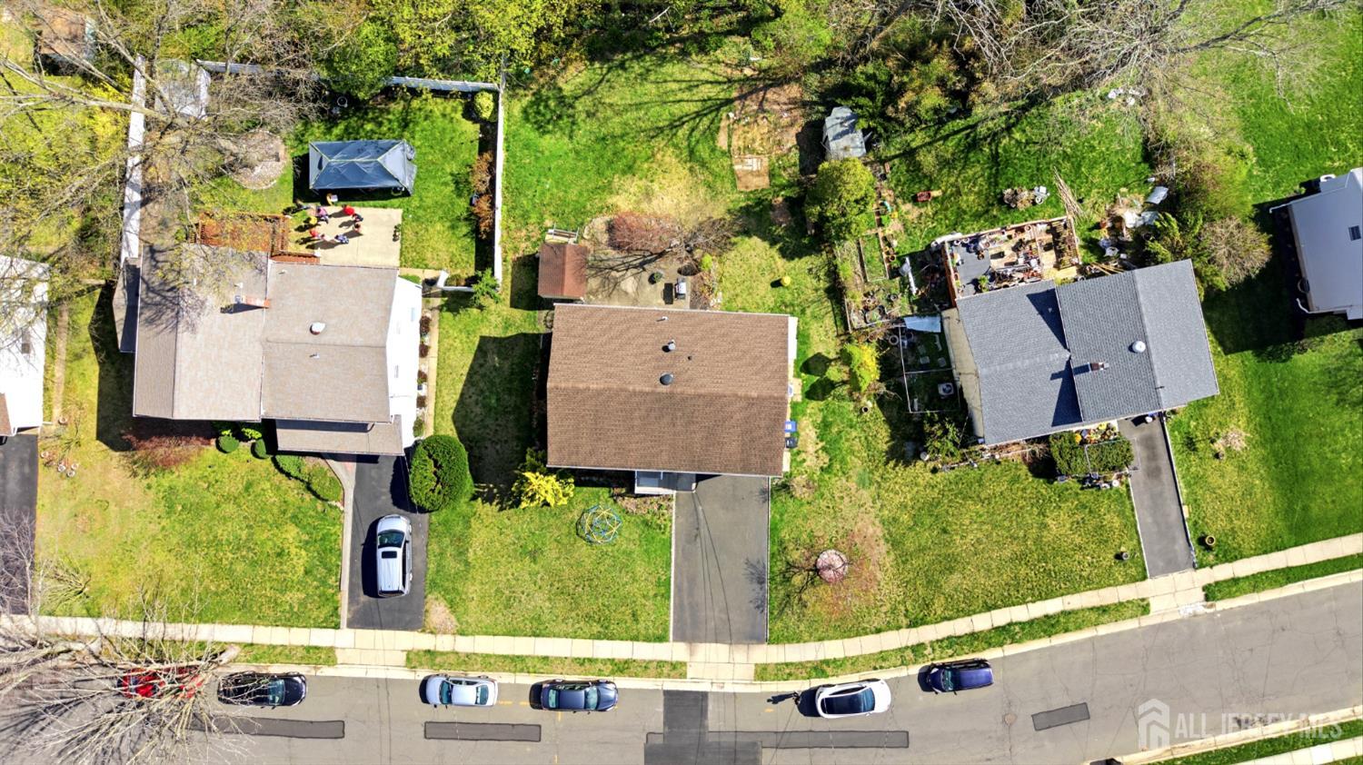 8 Albemarle Road East Brunswick, NJ 08816 - Photo 42 of 46