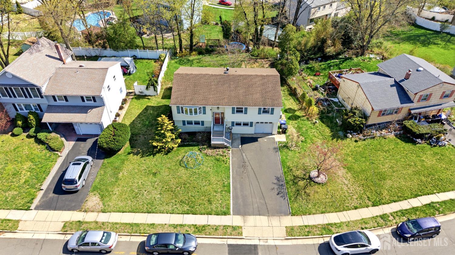 8 Albemarle Road East Brunswick, NJ 08816 - Photo 43 of 46