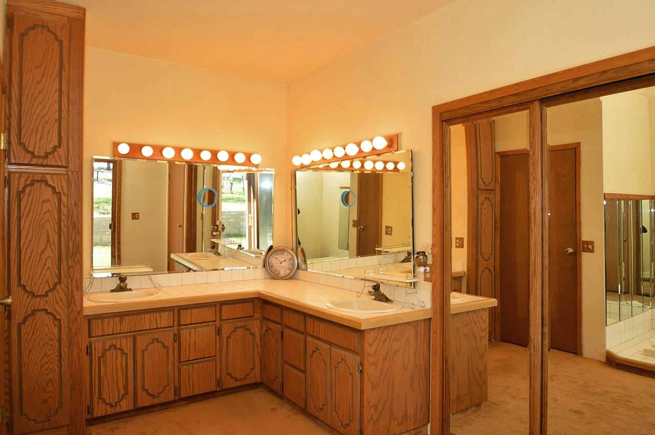 38971 Sherman Road North Wilbur, WA 99185 - Photo 8 of 20 Gallery Image 8