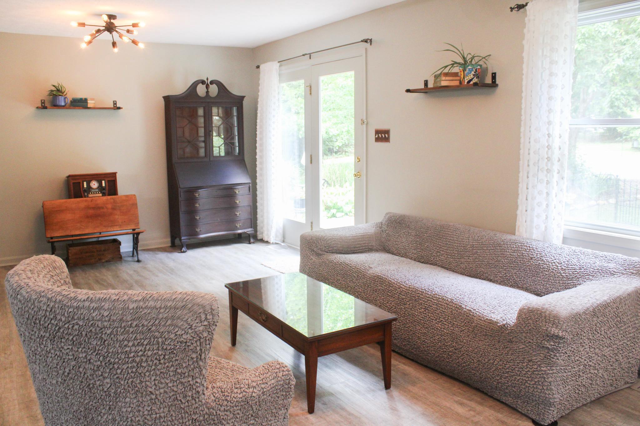 2891 Saumsville Road Maurertown, VA 22644 - Photo 8 of 68 Living area