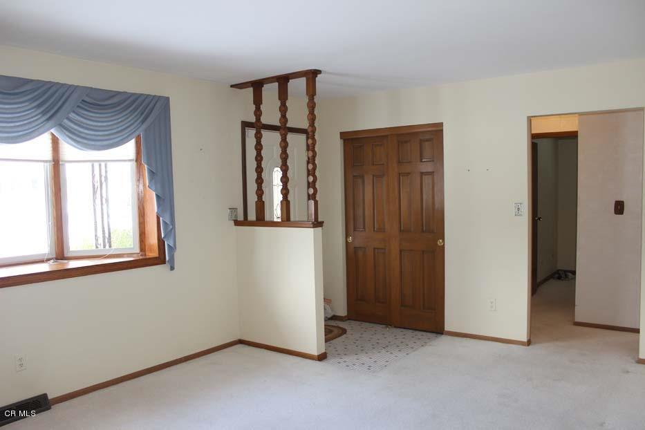 6523 Faircrest Road Columbus, OH 43229 - Photo 3 of 25 Gallery Image 3