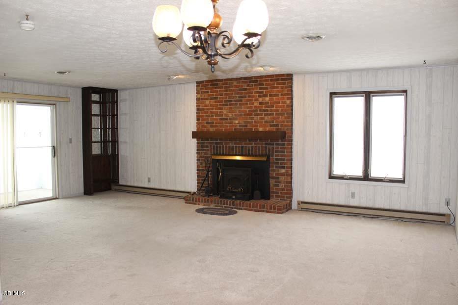 6523 Faircrest Road Columbus, OH 43229 - Photo 9 of 25 Gallery Image 9