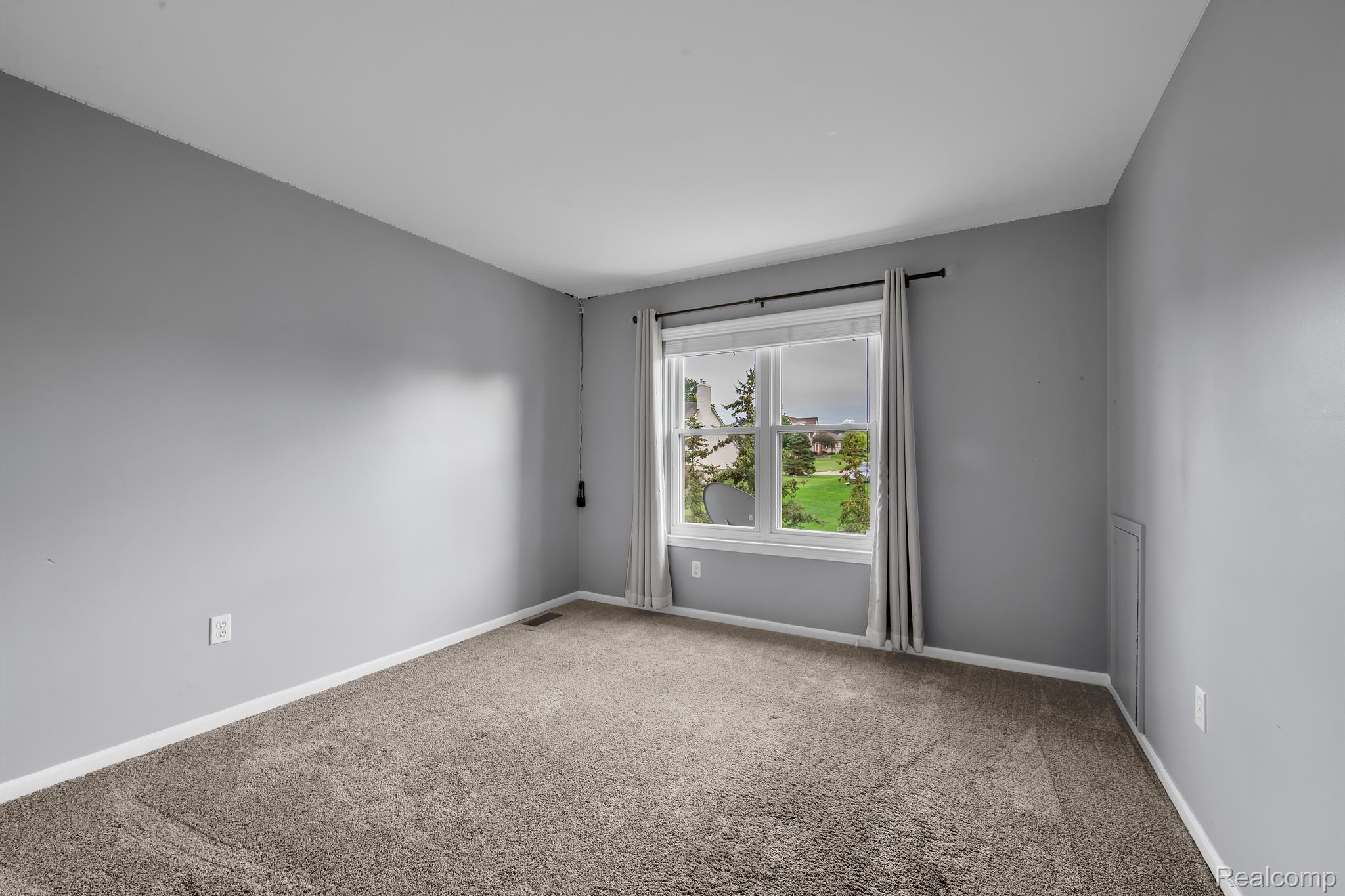 3878 Kossuth Road Lake Orion, MI 48360 - Photo 24 of 40 bedroom 2