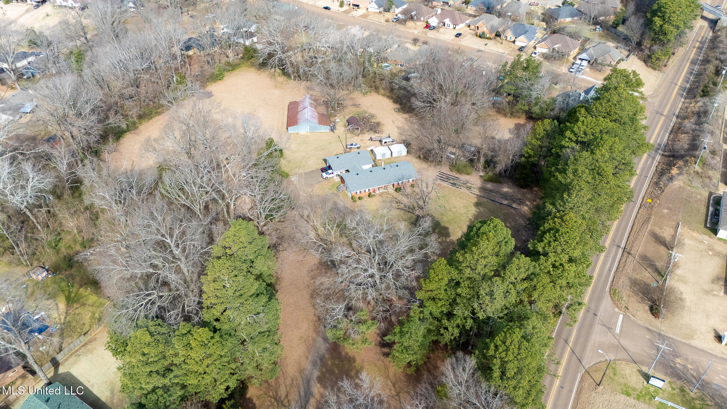 2035 Highway 51 South Hernando, MS 38632 - Photo 4 of 21 5_2035 us-51-02