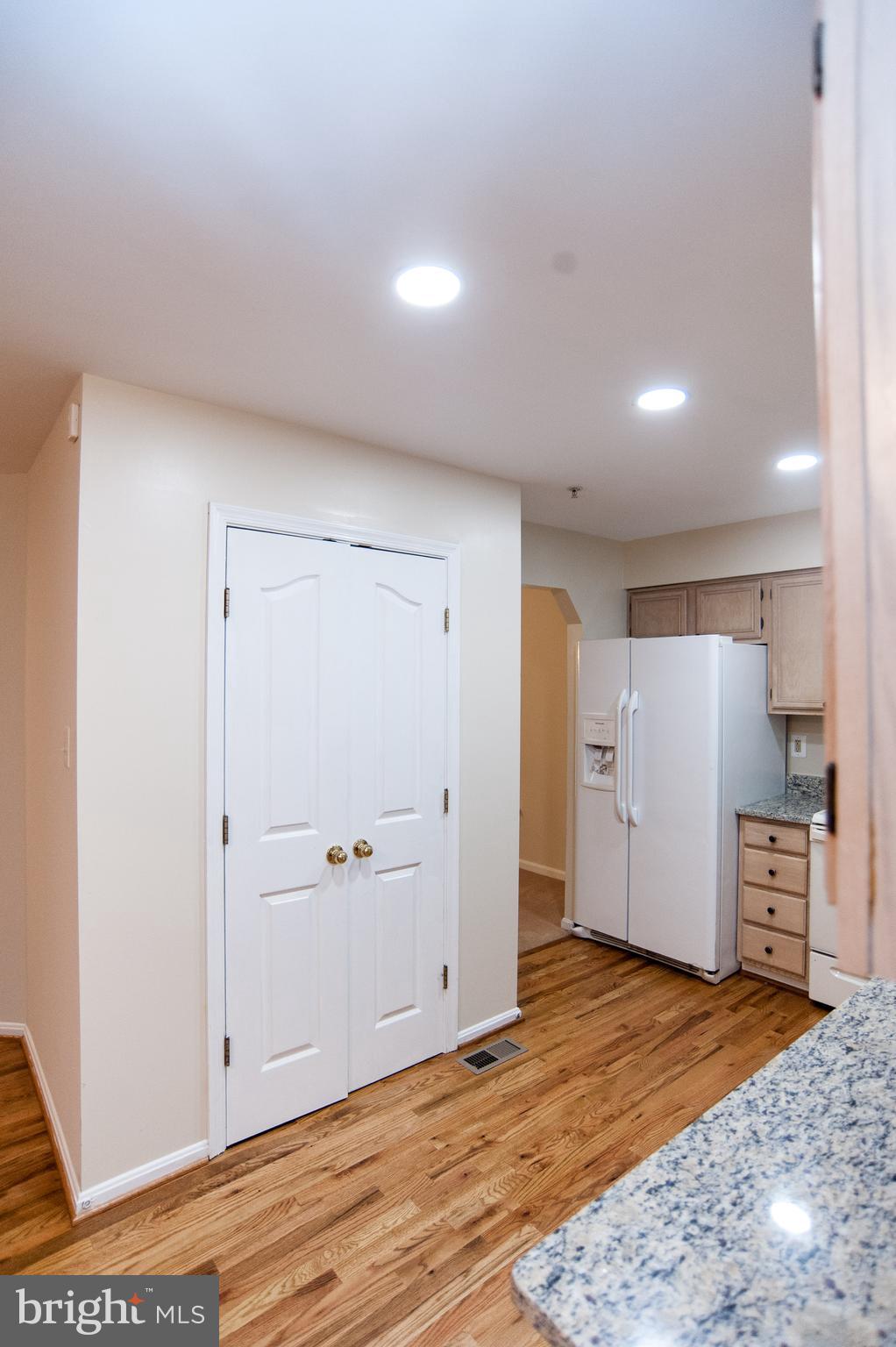 9510 Hobart Street Springdale, MD 20721 - Photo 41 of 57 Kitchen