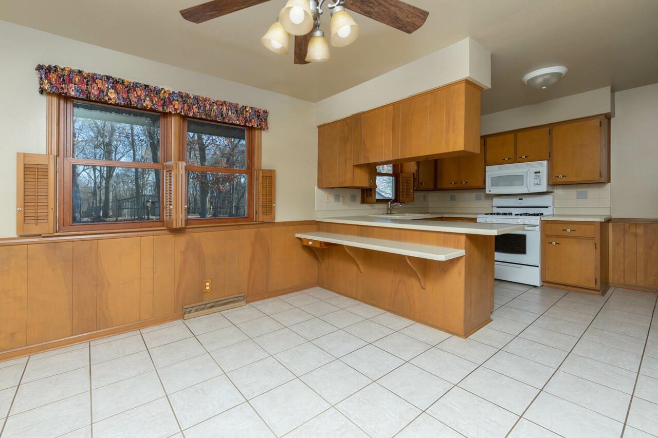 9633 Beaver Valley Road Belvidere, IL 61008 - Photo 12 of 38 Gallery Image 12