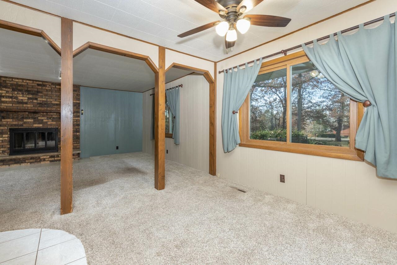 9633 Beaver Valley Road Belvidere, IL 61008 - Photo 9 of 38 Gallery Image 9