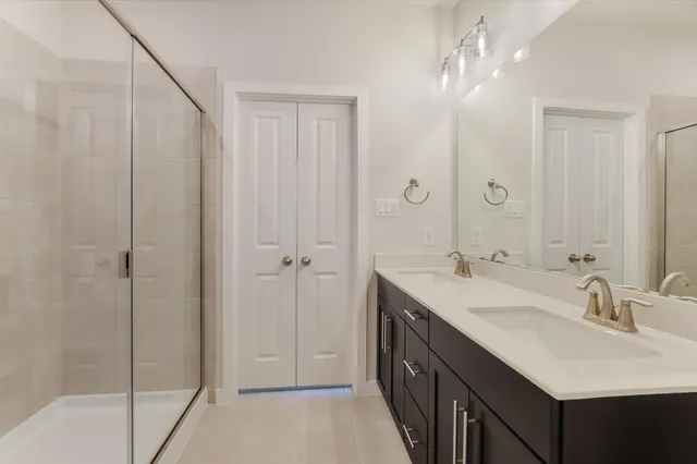 $2,250 | 2500 Forest Creek Drive, Unit 2004, Round Rock, TX 78665