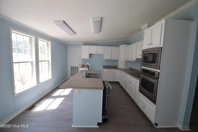 $200,000 | 708 Holly Oak Drive, Blounts Creek, NC 27814