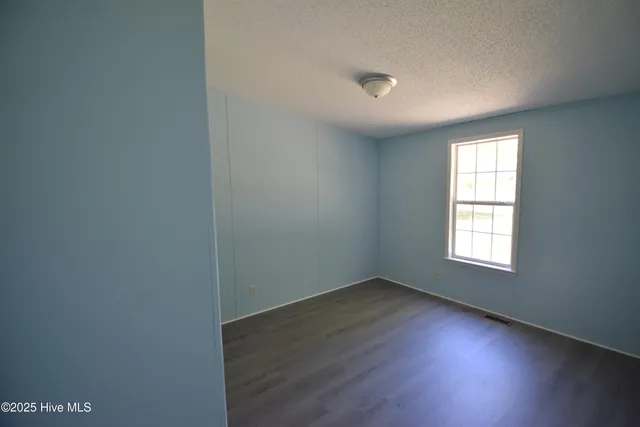 $200,000 | 708 Holly Oak Drive, Blounts Creek, NC 27814