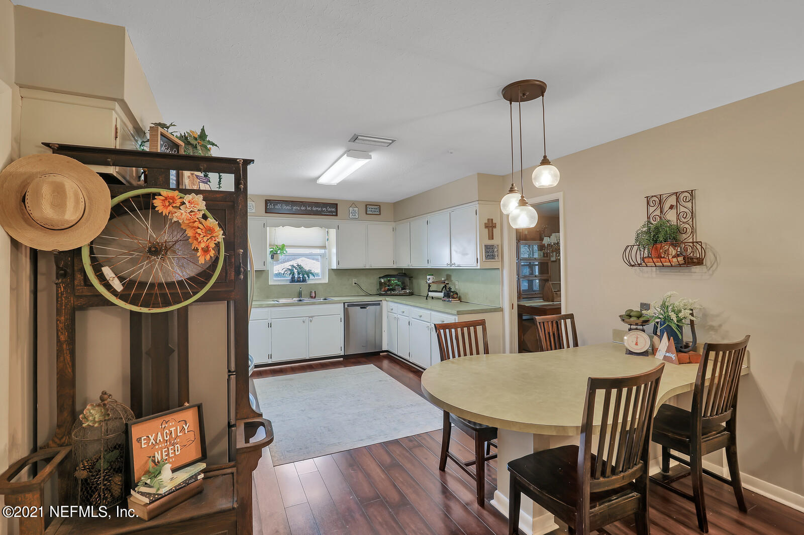 8296 Alderman Road Jacksonville, FL 32211 - Photo 9 of 25 Eat in Kitchen