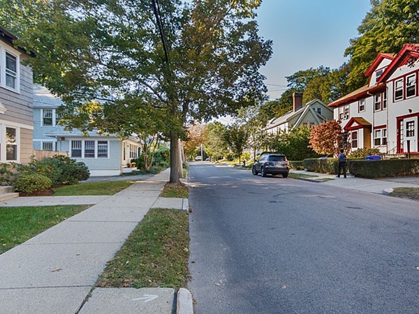 34-36 Beaconsfield Road Brookline, MA 02445 - Photo 4 of 10 Gallery Image 4