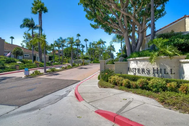 $929,000 | 15638 Royal Crown Row, San Diego, CA 92128