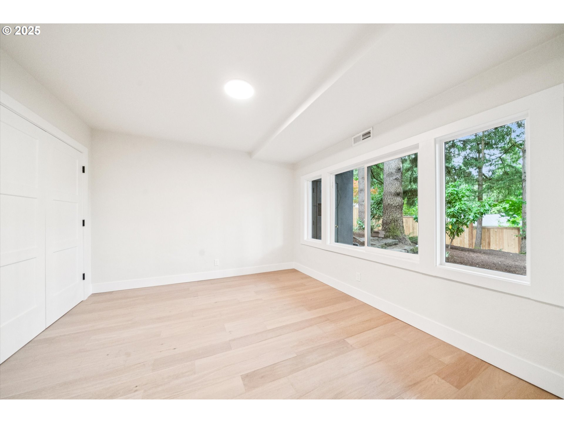 17253 Southwest Rivendell Drive Portland, OR 97224 - Photo 34 of 45 Gallery Image 34