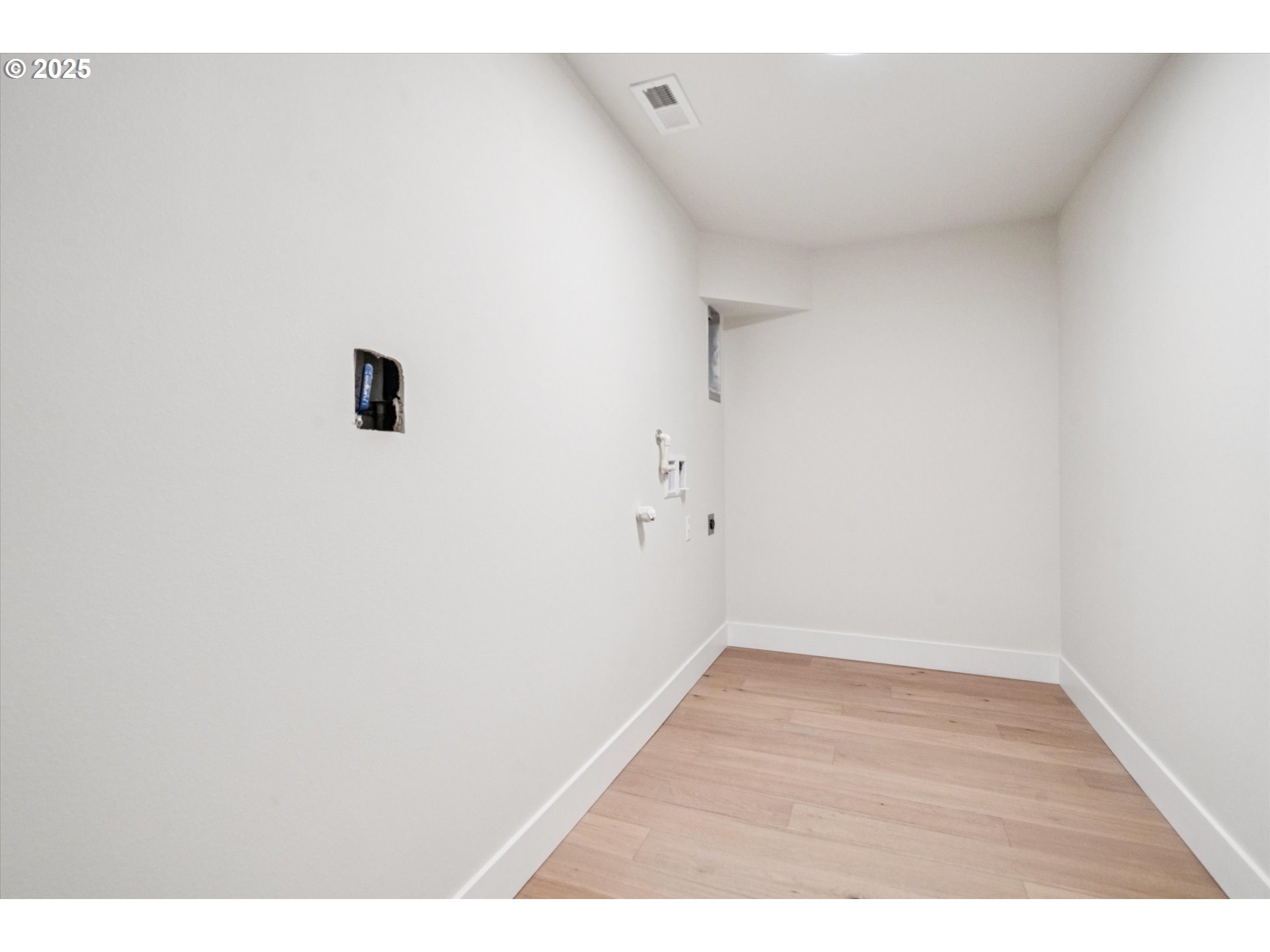 17253 Southwest Rivendell Drive Portland, OR 97224 - Photo 38 of 45 Gallery Image 38