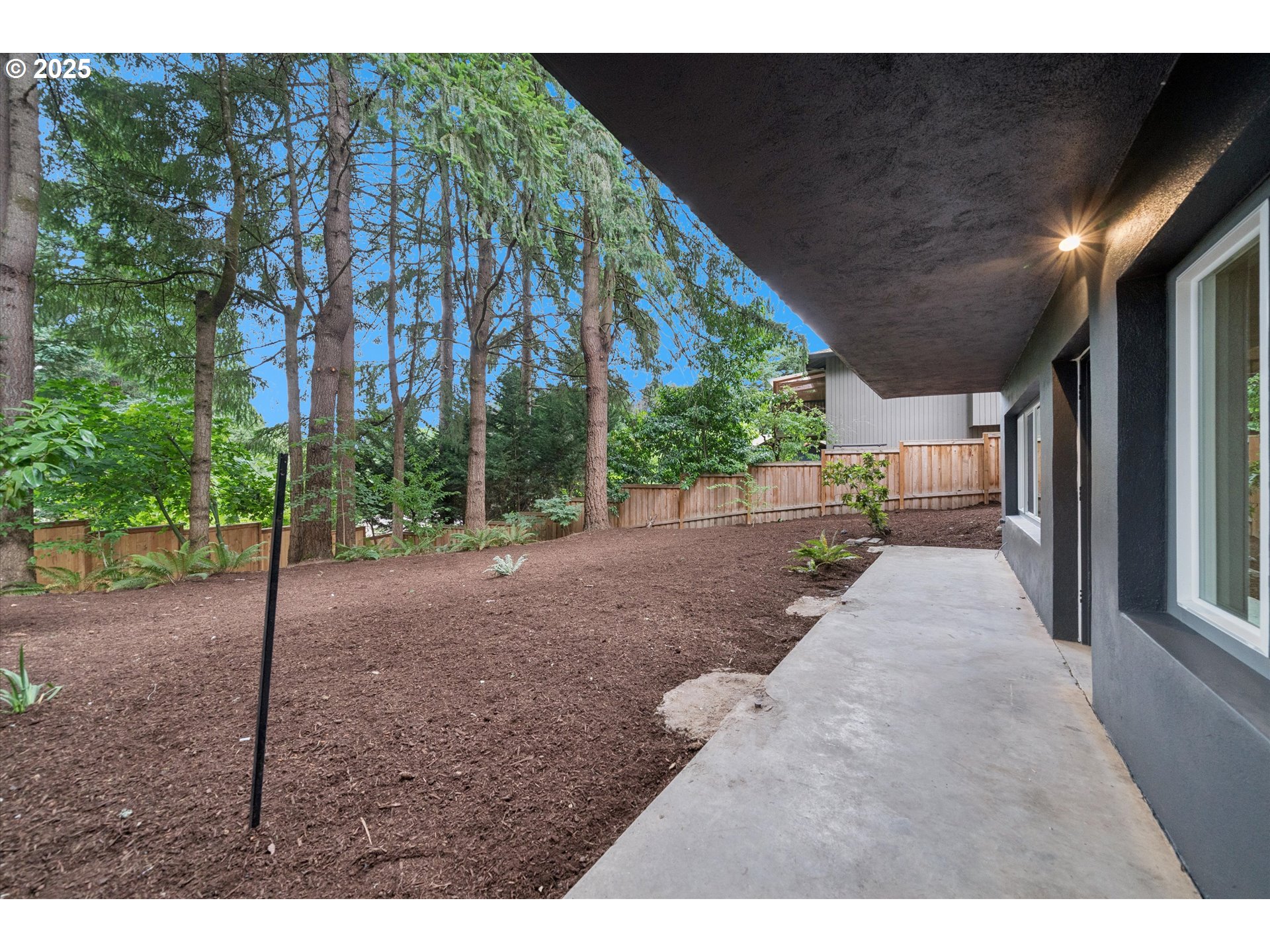 17253 Southwest Rivendell Drive Portland, OR 97224 - Photo 42 of 45 Gallery Image 42