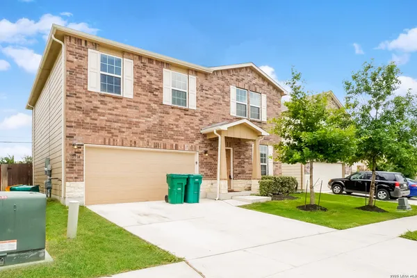 $1,960 | 10514 Century Farm Drive, Converse, TX 78109