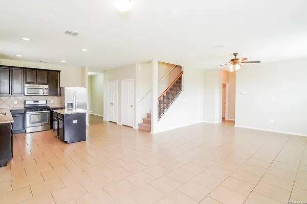 $1,960 | 10514 Century Farm Drive, Converse, TX 78109