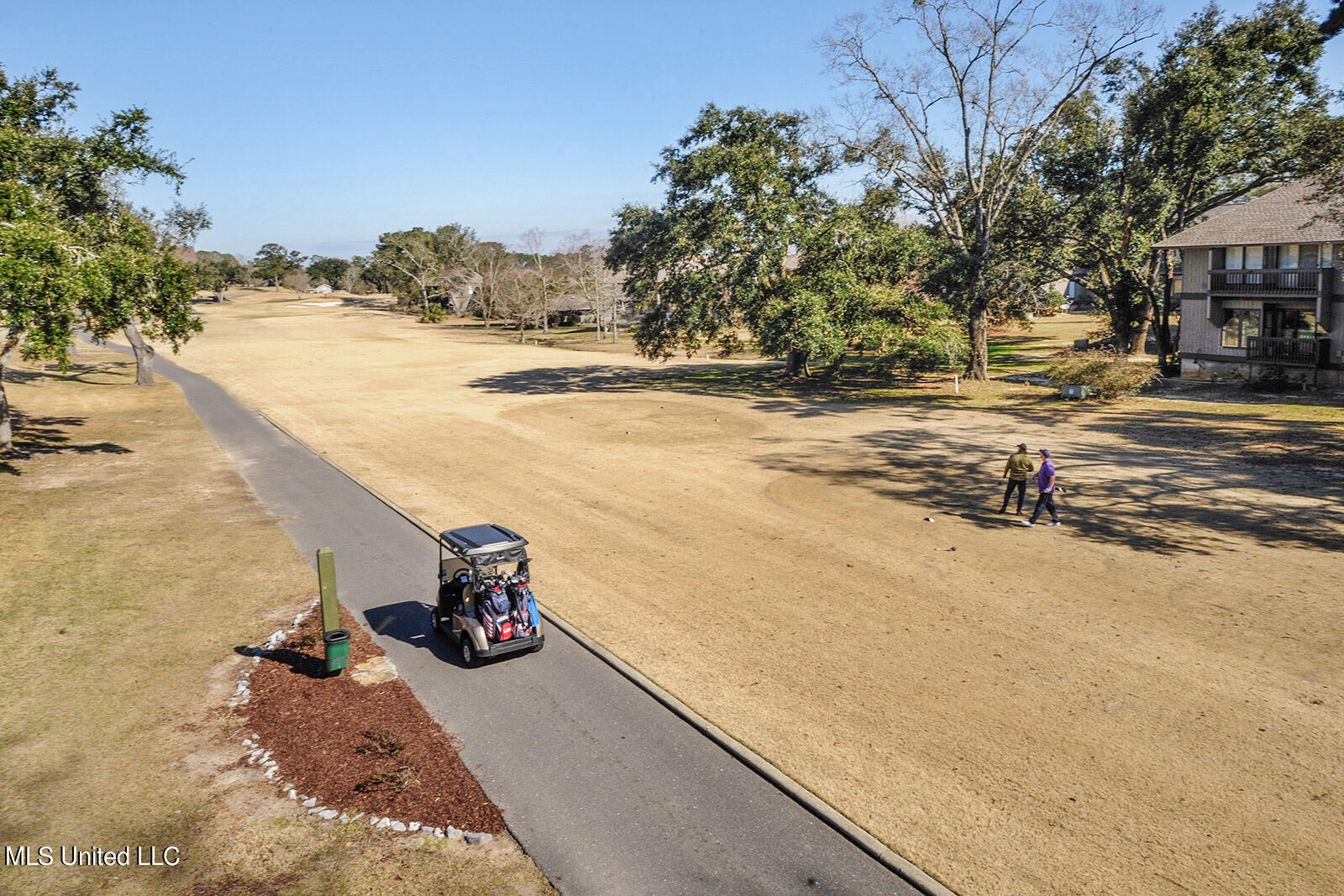204 Fairway Villas Diamondhead, MS 39525 - Photo 3 of 20 020_1600x1067_mls